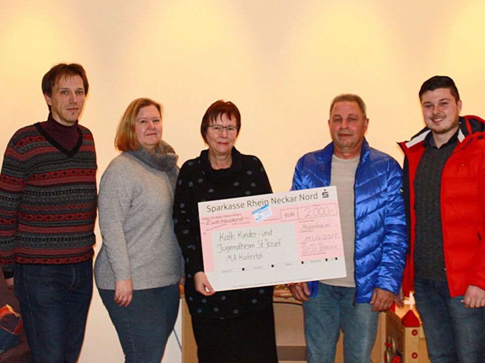 Spendenübergabe Katholisches Kinder- und Jugendheim St. Josef